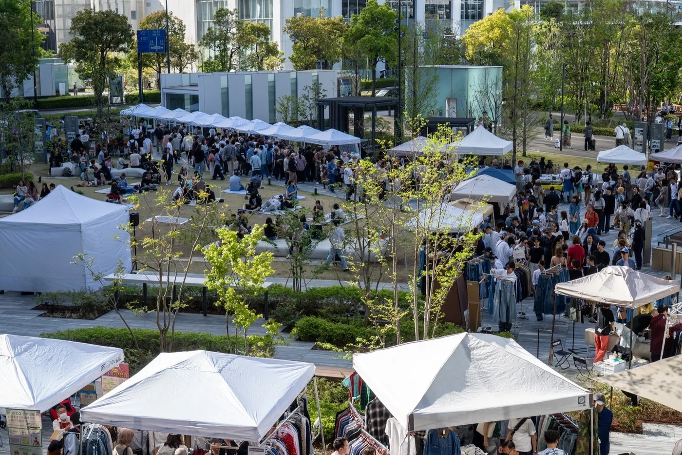 Vintage & Artisan Market in みなとみらい|公式掲載写真(過去の開催風景を含む)